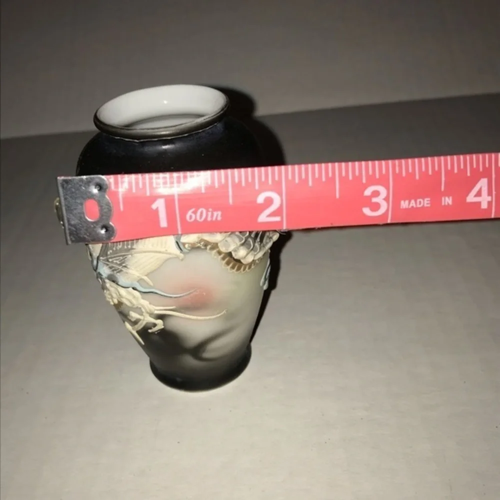 Small Vintage‎ Black Dragon Vase